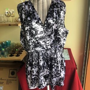 Torrid sleeveless top